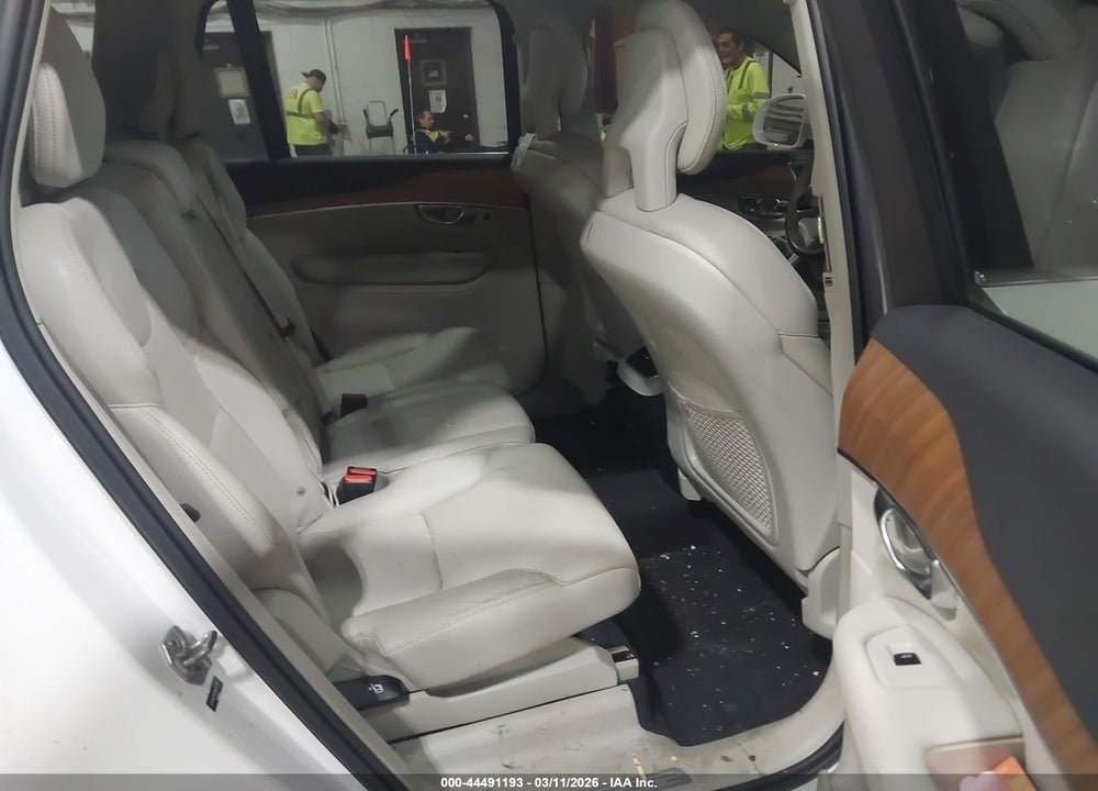 2021 VOLVO XC90 T6 MOMENTUM 7 PASSENGER VIN: YV4A22PK0M1751310