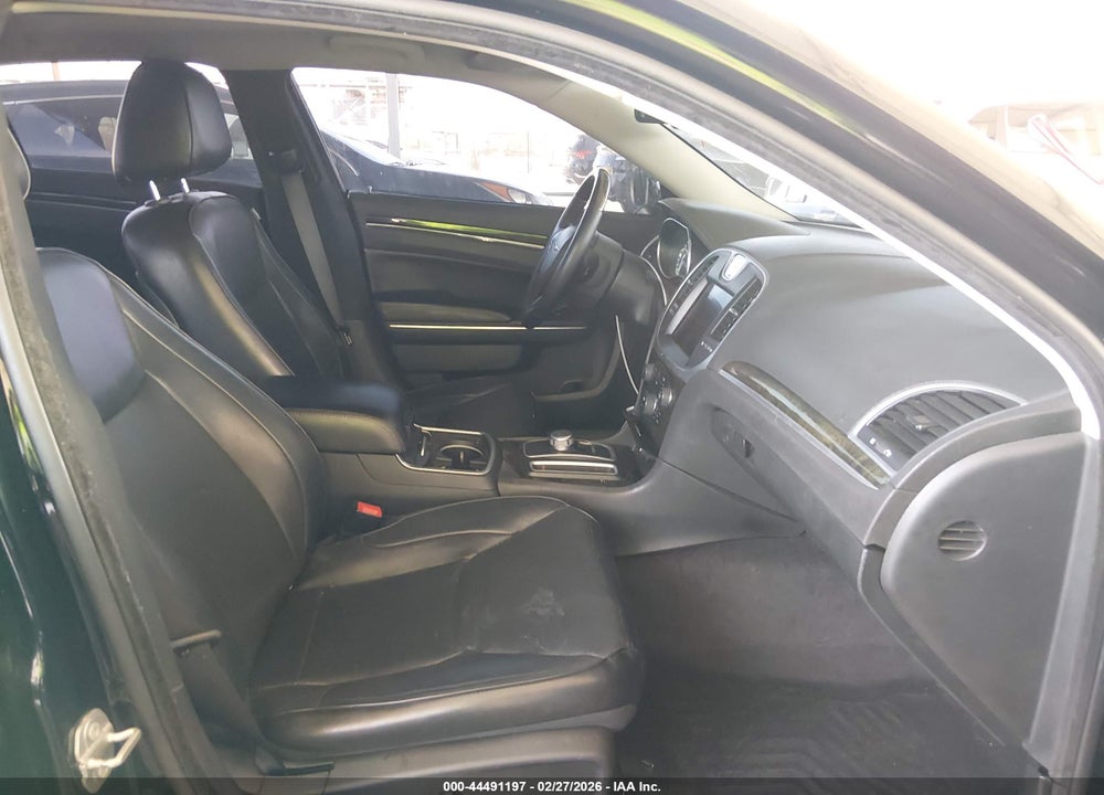 2017 CHRYSLER 300C VIN: 2C3CCAEG1HH566504