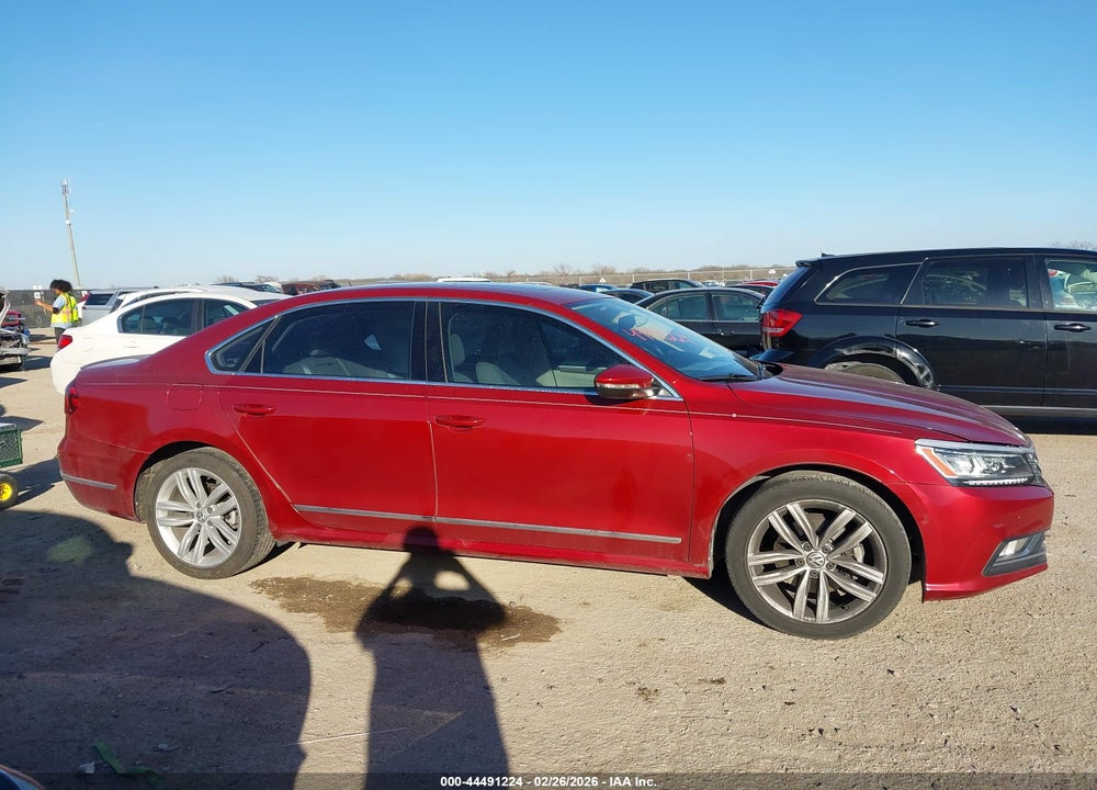 2018 VOLKSWAGEN PASSAT 2.0T SEL PREMIUM VIN: 1VWCA7A36JC025493