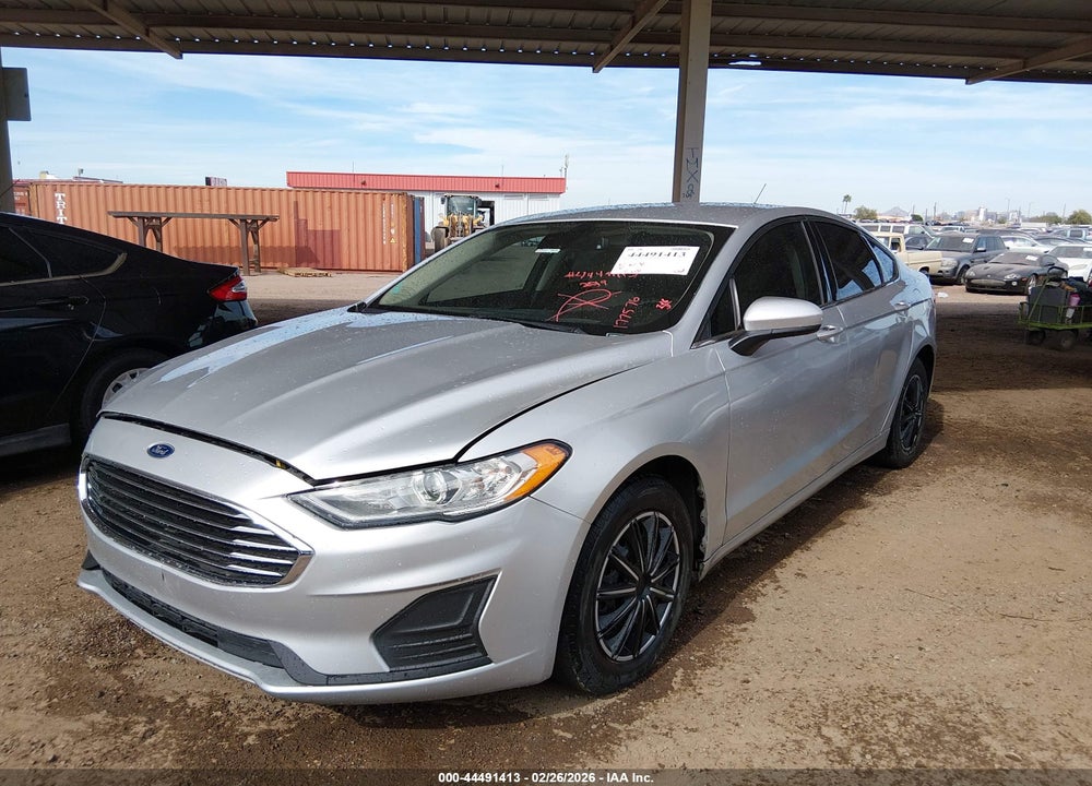 2019 FORD FUSION S VIN: 3FA6P0G71KR177576
