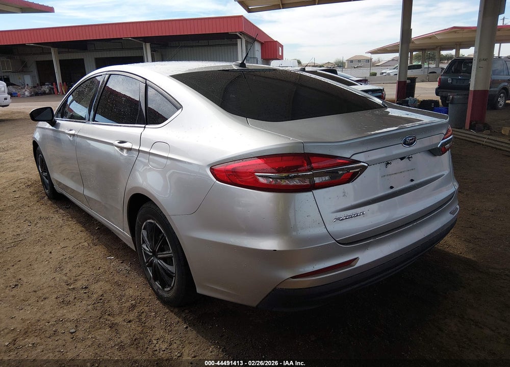 2019 FORD FUSION S VIN: 3FA6P0G71KR177576