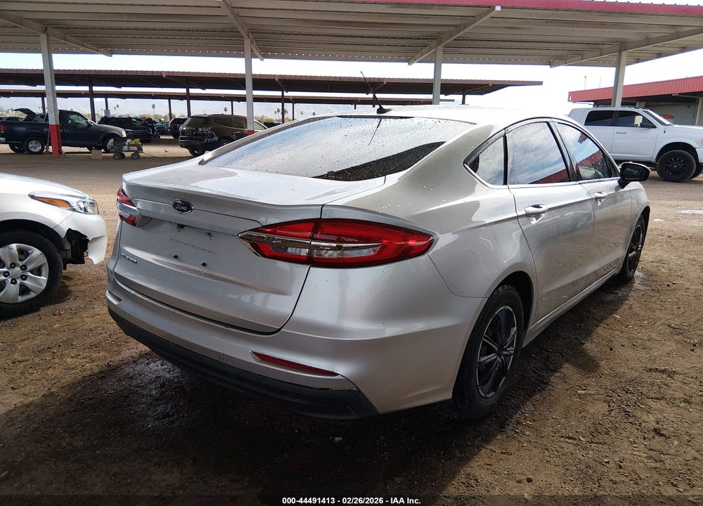 2019 FORD FUSION S VIN: 3FA6P0G71KR177576