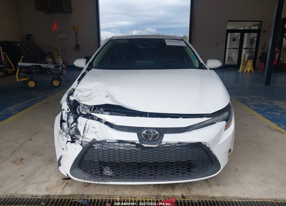 2022 TOYOTA COROLLA LE VIN: 5YFEPMAE0NP389402