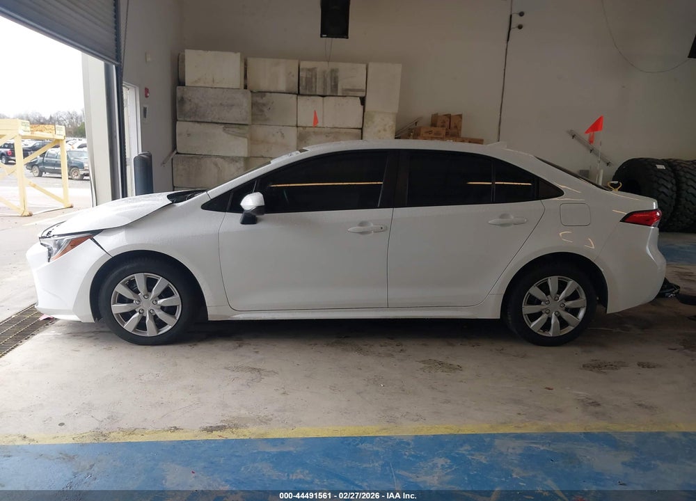 2022 TOYOTA COROLLA LE VIN: 5YFEPMAE0NP389402