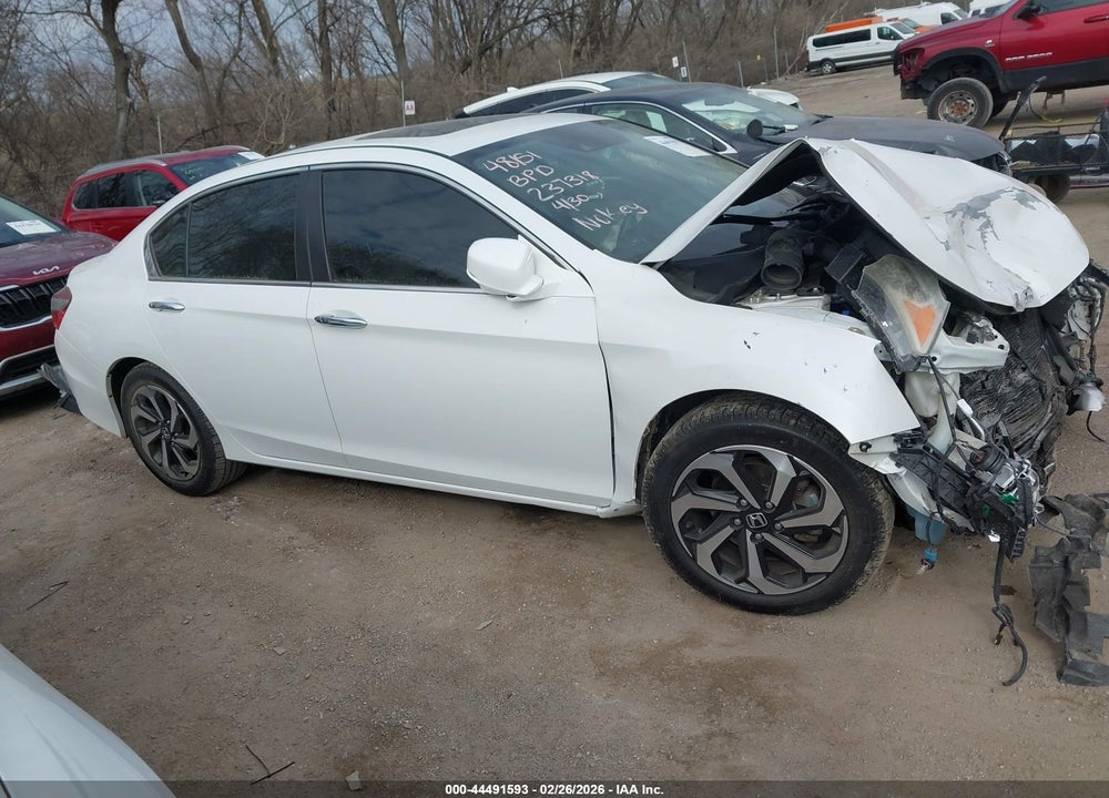2016 HONDA ACCORD EX-L VIN: 1HGCR2F95GA237318