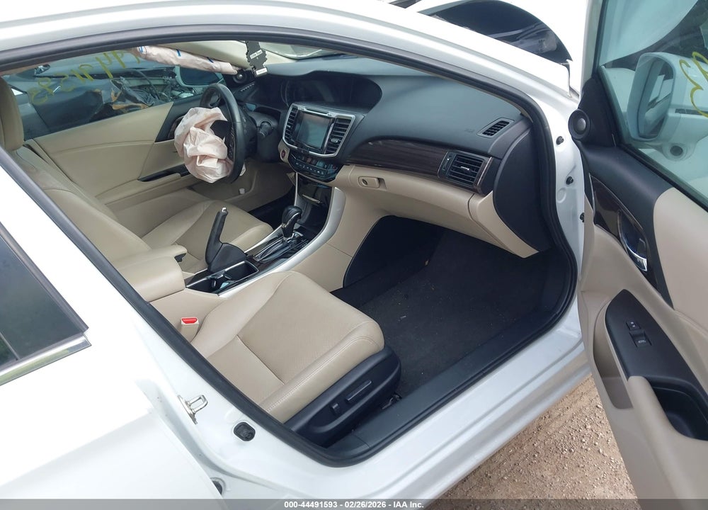 2016 HONDA ACCORD EX-L VIN: 1HGCR2F95GA237318