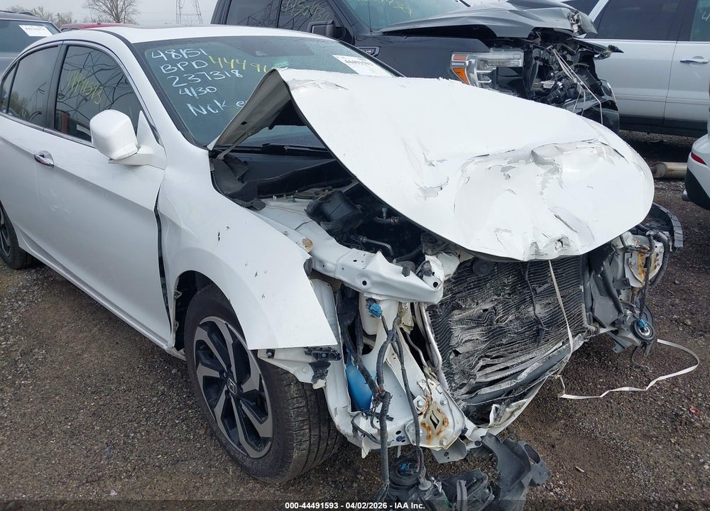 2016 HONDA ACCORD EX-L VIN: 1HGCR2F95GA237318