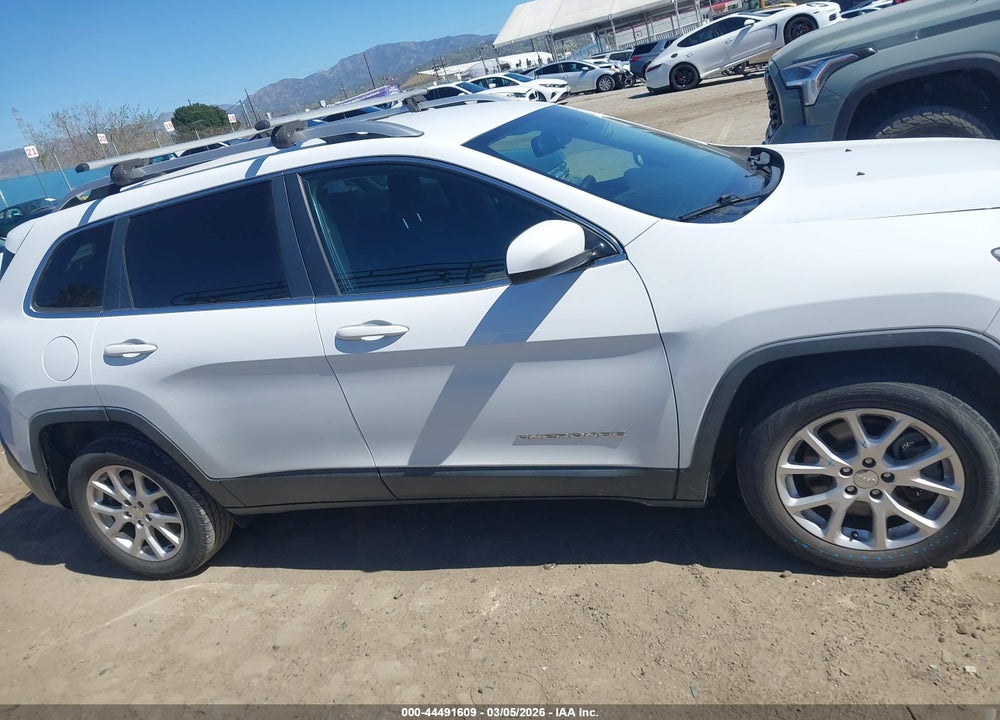 2016 JEEP CHEROKEE LATITUDE VIN: 1C4PJLCS2GW222492