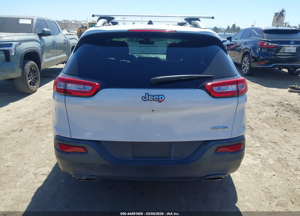 2016 JEEP CHEROKEE LATITUDE VIN: 1C4PJLCS2GW222492