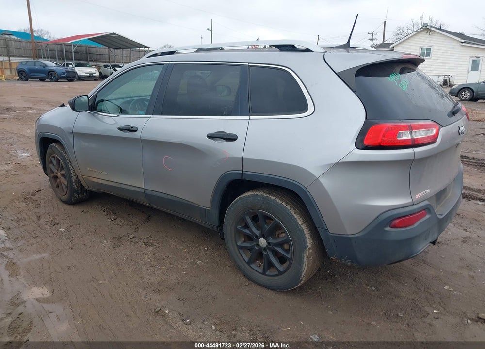2018 JEEP CHEROKEE LATITUDE FWD VIN: 1C4PJLCB1JD519742