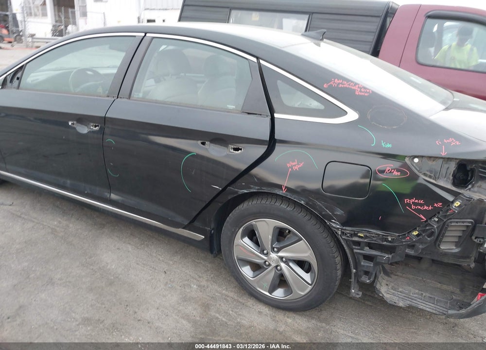 2017 HYUNDAI SONATA PLUG-IN HYBRID LIMITED VIN: KMHE54L27HA071371