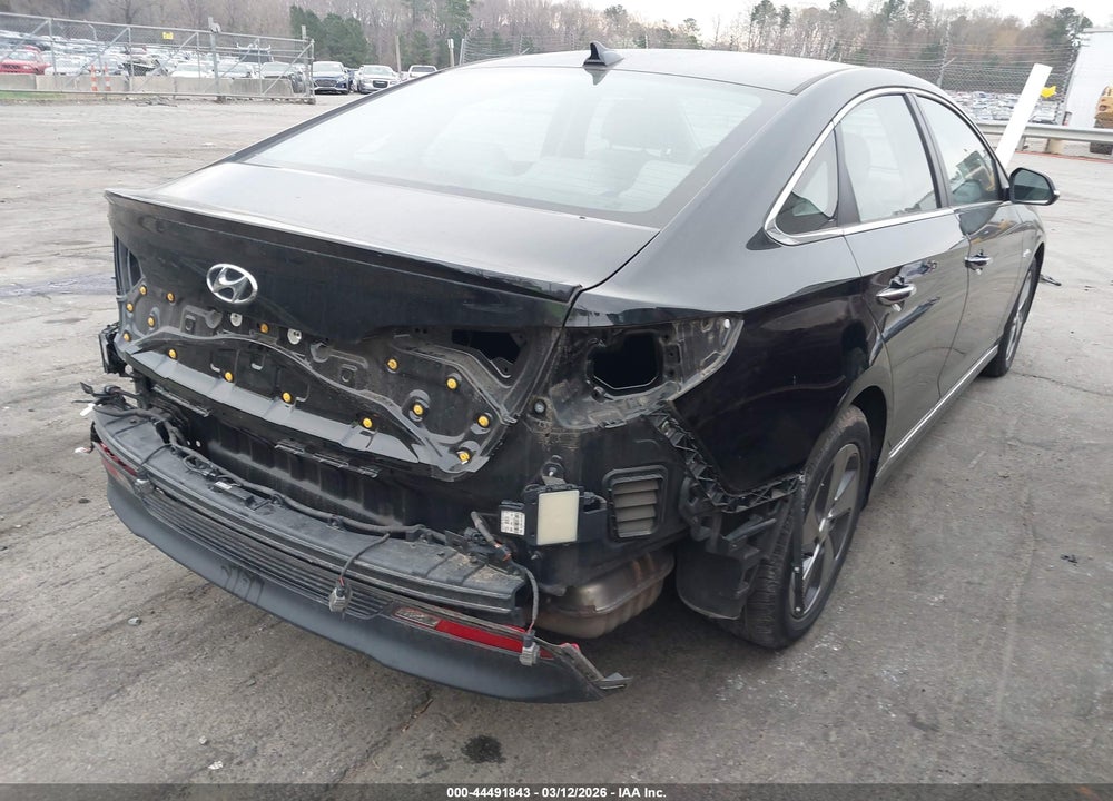 2017 HYUNDAI SONATA PLUG-IN HYBRID LIMITED VIN: KMHE54L27HA071371