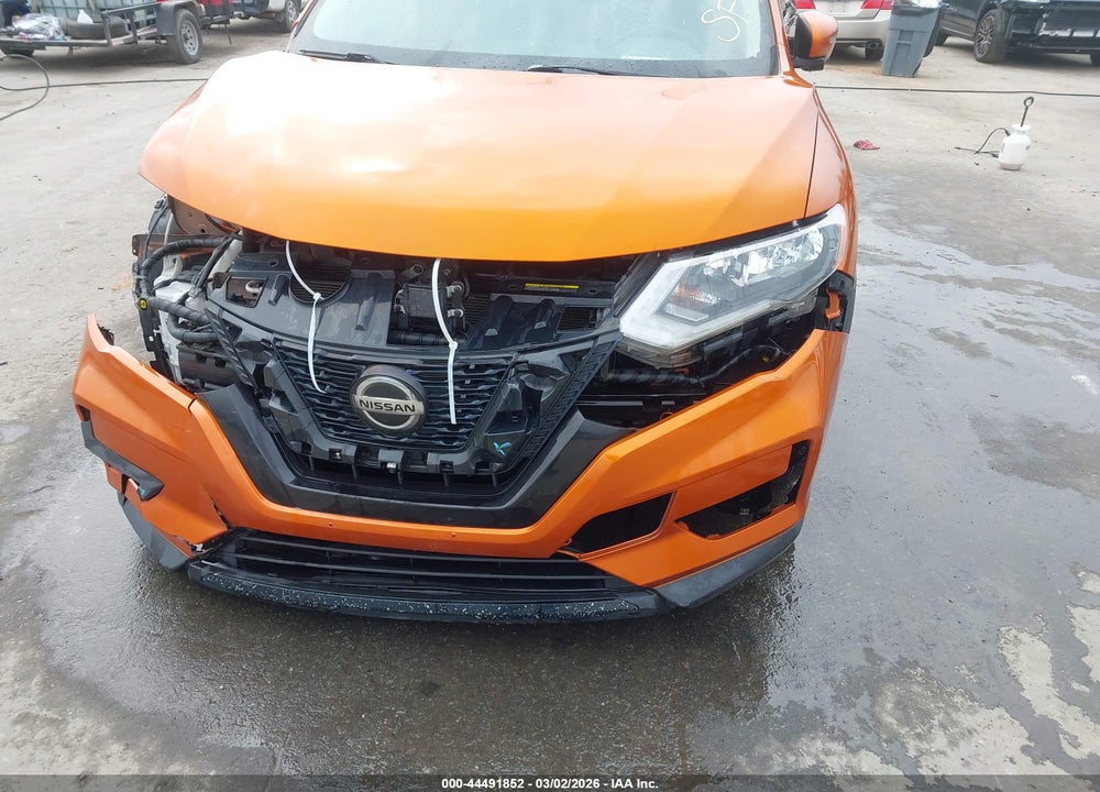 2018 NISSAN ROGUE SV VIN: JN8AT2MV5JW305168