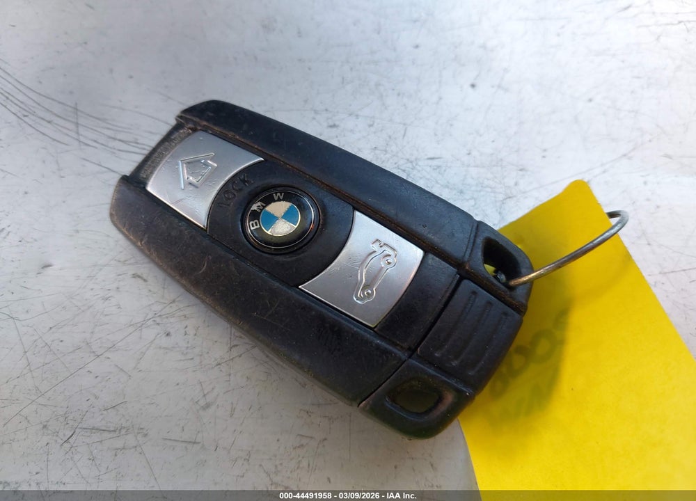 2008 BMW 328I VIN: WBAVA33548KX88452