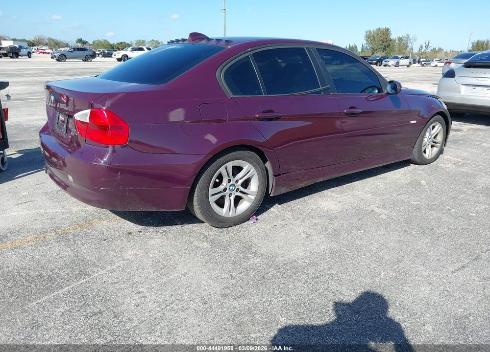 2008 BMW 328I VIN: WBAVA33548KX88452