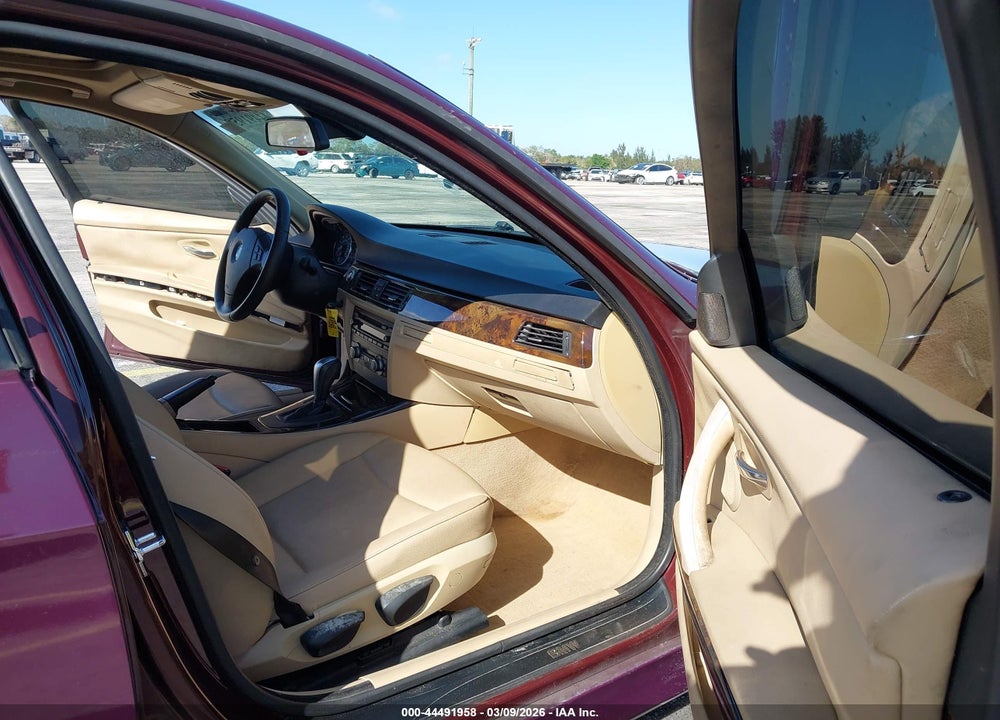 2008 BMW 328I VIN: WBAVA33548KX88452