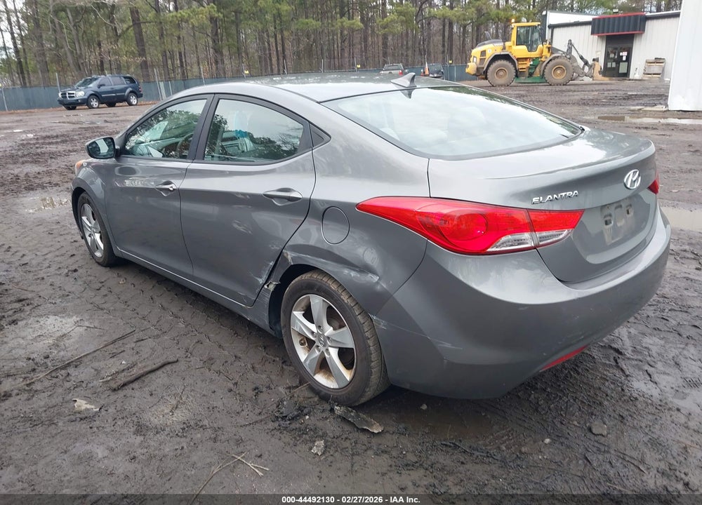 2013 HYUNDAI ELANTRA GLS VIN: 5NPDH4AE5DH381929