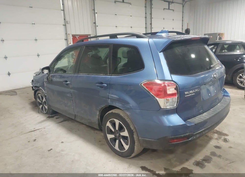 2018 SUBARU FORESTER 2.5I PREMIUM VIN: JF2SJAGC3JH530110