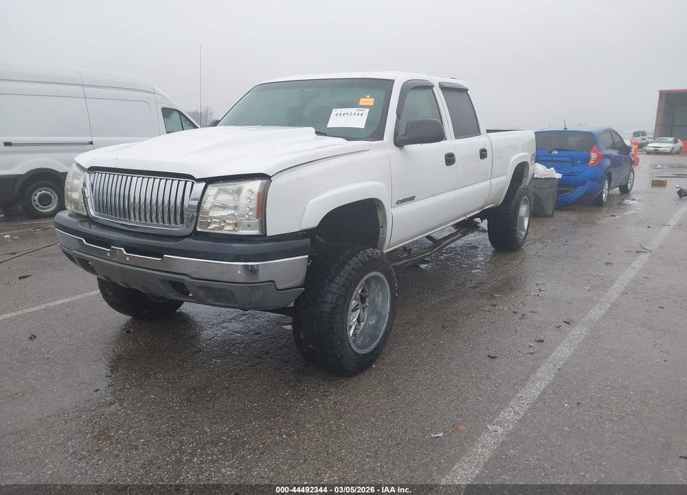2005 CHEVROLET SILVERADO 2500HD LS VIN: 1GCHK23U45F945772