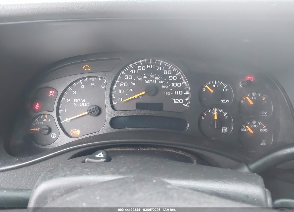 2005 CHEVROLET SILVERADO 2500HD LS VIN: 1GCHK23U45F945772
