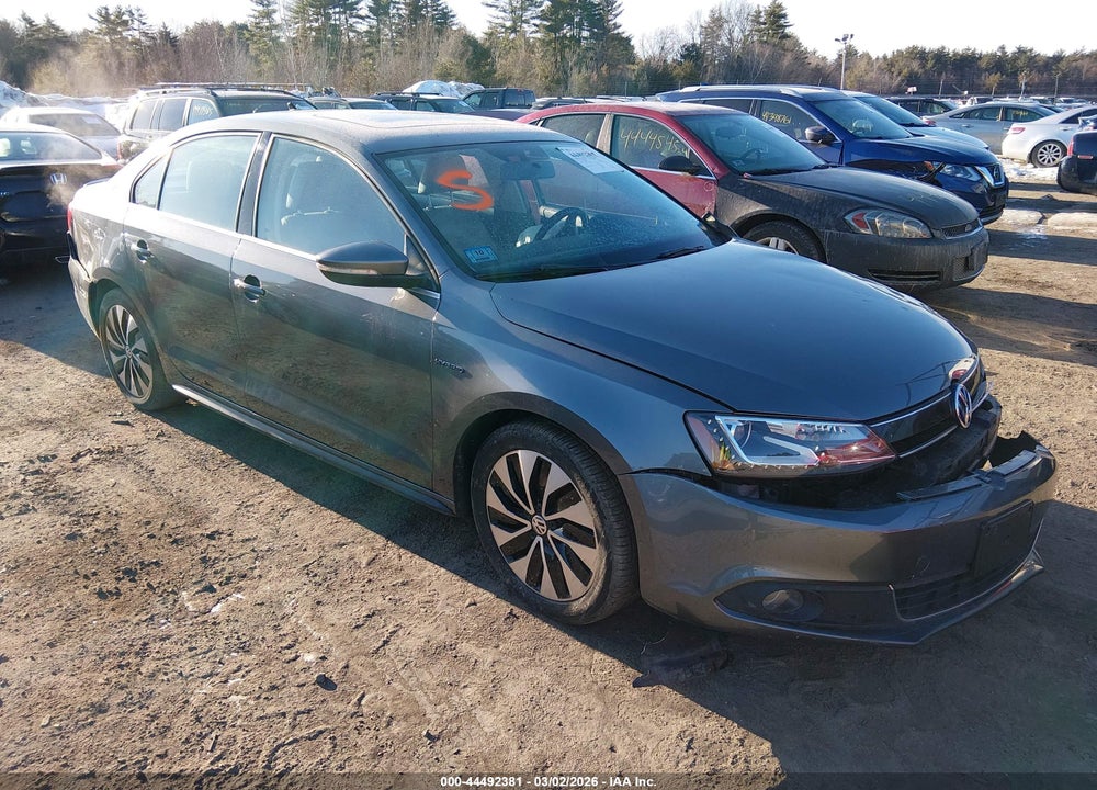 2014 VOLKSWAGEN JETTA HYBRID SEL PREMIUM VIN: 3VW637AJ2EM206973