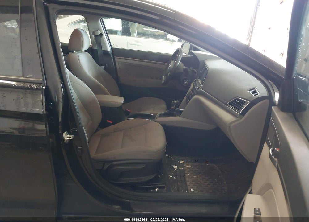 2018 HYUNDAI ELANTRA SEL VIN: 5NPD84LF8JH319734