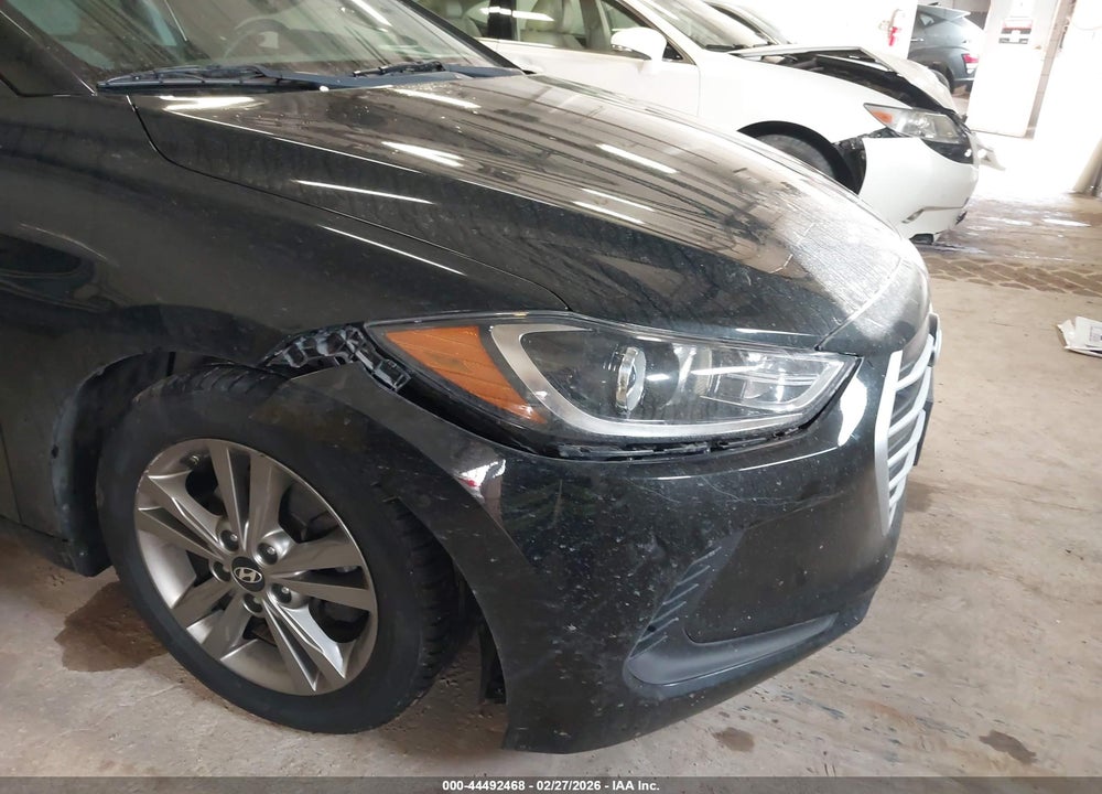 2018 HYUNDAI ELANTRA SEL VIN: 5NPD84LF8JH319734