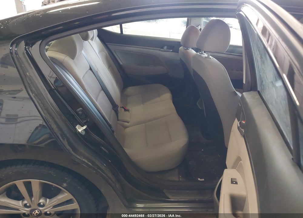 2018 HYUNDAI ELANTRA SEL VIN: 5NPD84LF8JH319734