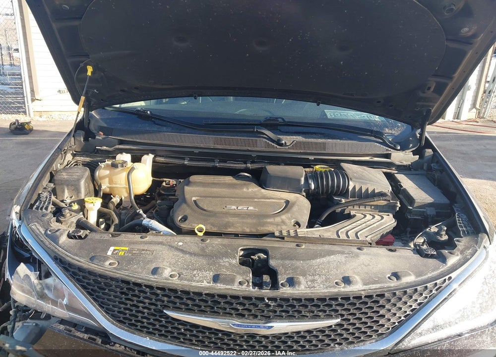 2018 CHRYSLER PACIFICA LIMITED VIN: 2C4RC1GG5JR233127
