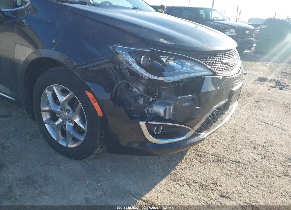 2018 CHRYSLER PACIFICA LIMITED VIN: 2C4RC1GG5JR233127