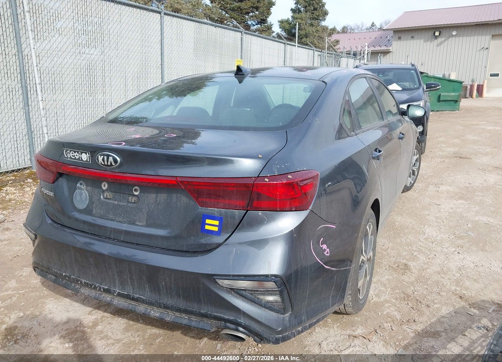 2019 KIA FORTE LXS VIN: 3KPF24AD3KE108698