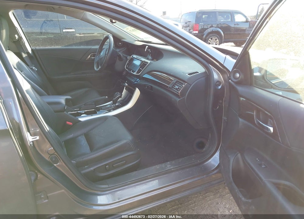 2017 HONDA ACCORD HYBRID EX-L VIN: JHMCR6F54HC031477