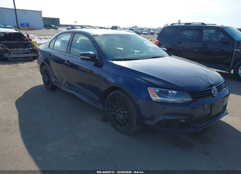 2014 VOLKSWAGEN JETTA 1.8T SE VIN: 3VWD07AJ8EM239069