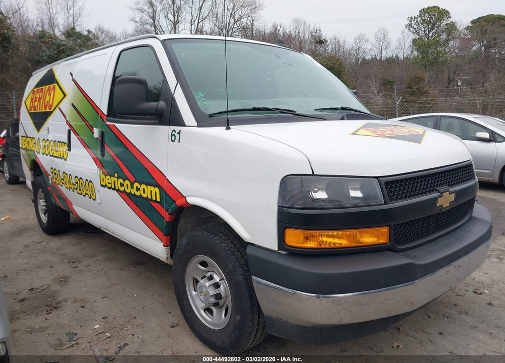 2022 CHEVROLET EXPRESS CARGO RWD 2500 REGULAR WHEELBASE WT VIN: 1GCWGAFP1N1206252