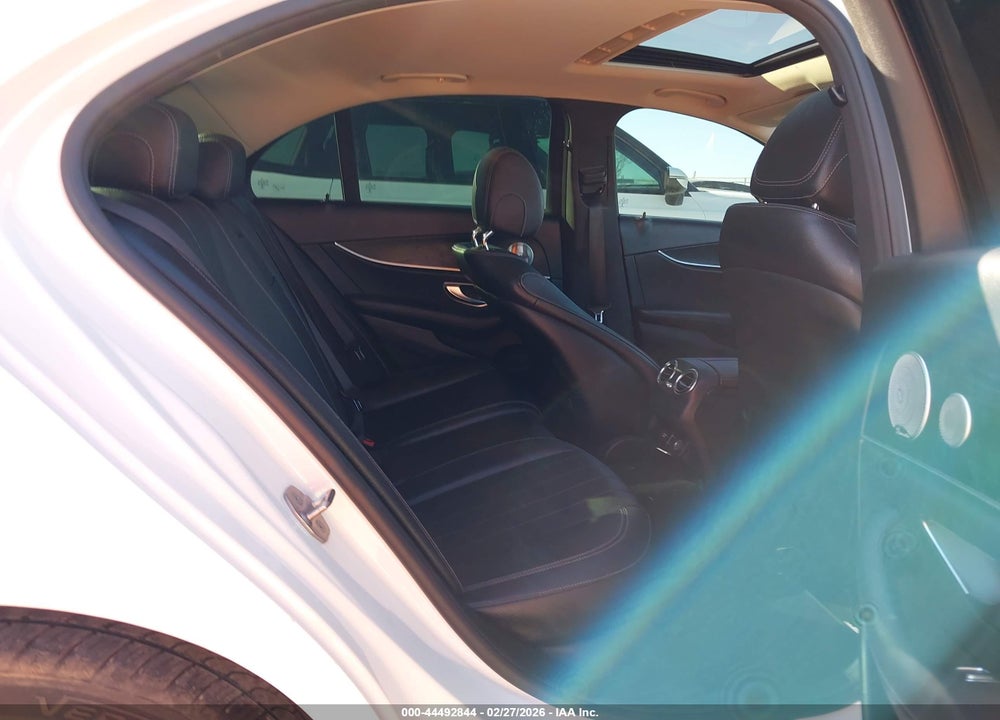 2018 MERCEDES-BENZ E 300 4MATIC VIN: WDDZF4KBXJA319015