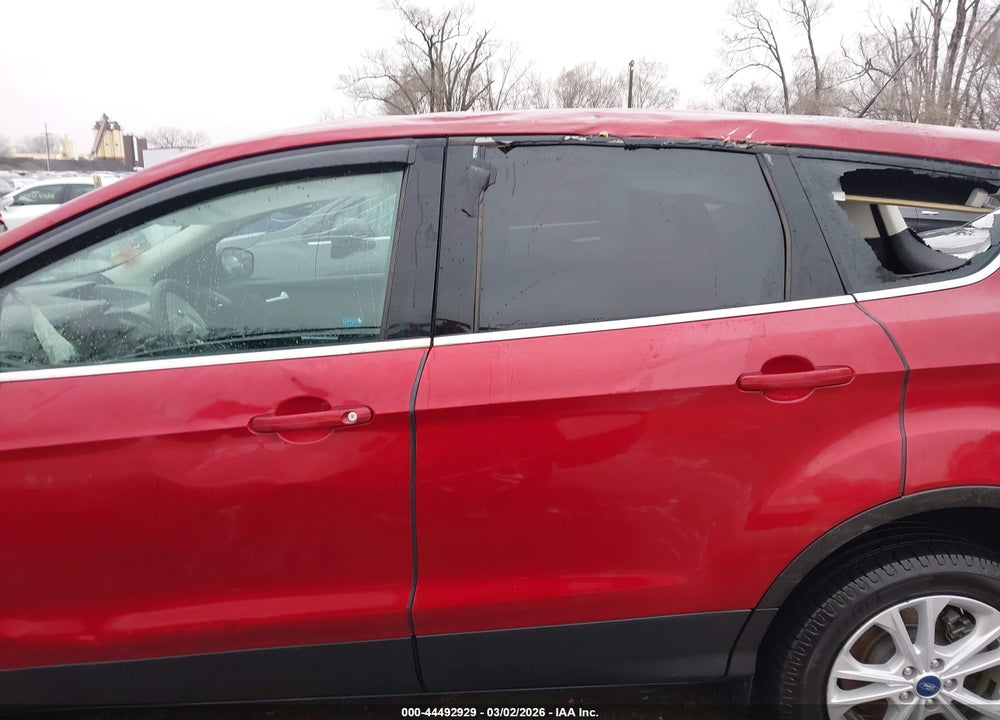 2017 FORD ESCAPE SE VIN: 1FMCU9GD9HUC25175