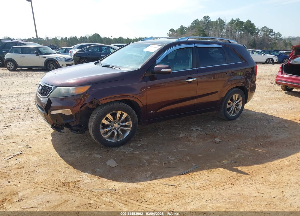 2011 KIA SORENTO SX V6 VIN: 5XYKWDA29BG067076