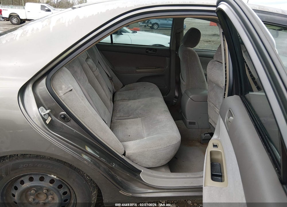 2002 TOYOTA CAMRY LE VIN: 4T1BE32KX2U536150