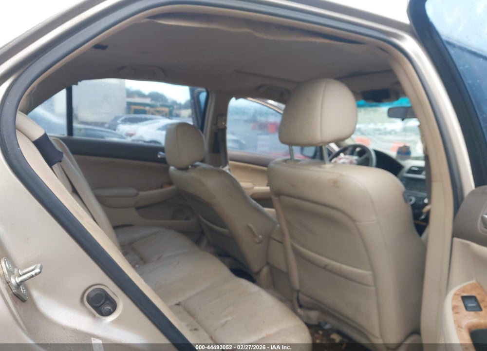 2005 HONDA ACCORD 3.0 EX VIN: 1HGCM66585A007532