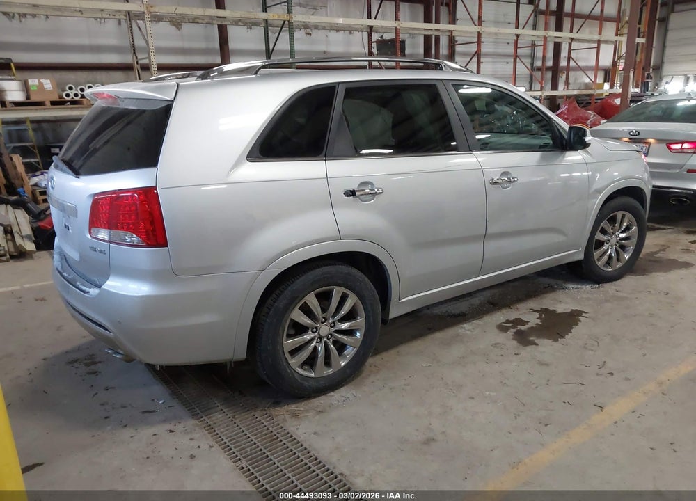 2013 KIA SORENTO SX VIN: 5XYKW4A22DG409325
