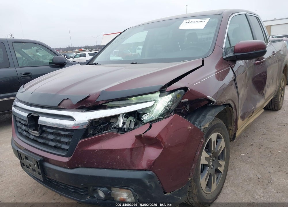 2017 HONDA RIDGELINE RTL-T VIN: 5FPYK3F61HB001947