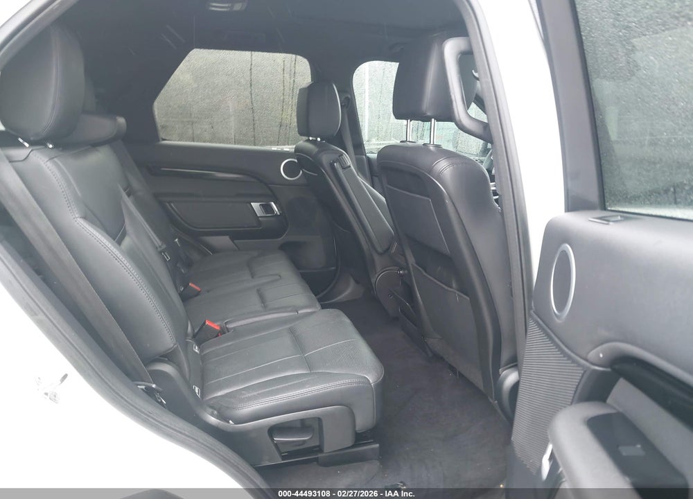 2019 LAND ROVER DISCOVERY SE VIN: SALRG2RV5K2401363