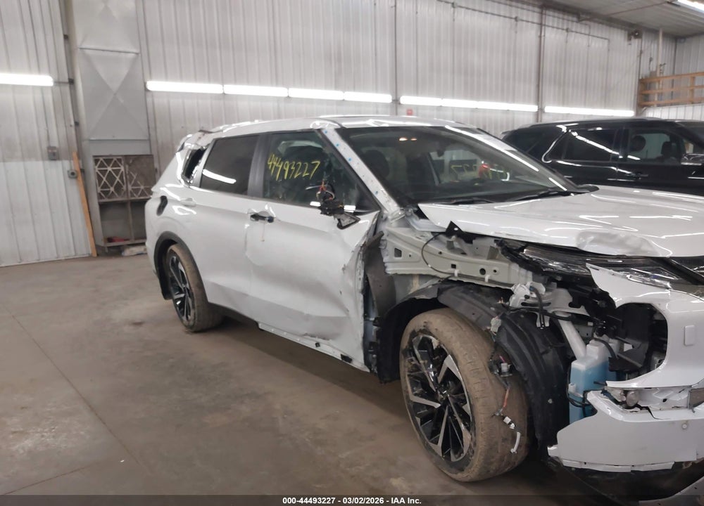 2023 MITSUBISHI OUTLANDER SE 2.5 S-AWC VIN: JA4J4UA82PZ061595