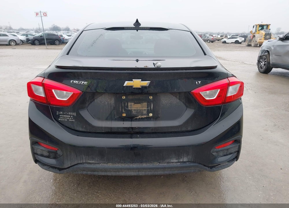 2018 CHEVROLET CRUZE LT AUTO VIN: 1G1BE5SM8J7150933