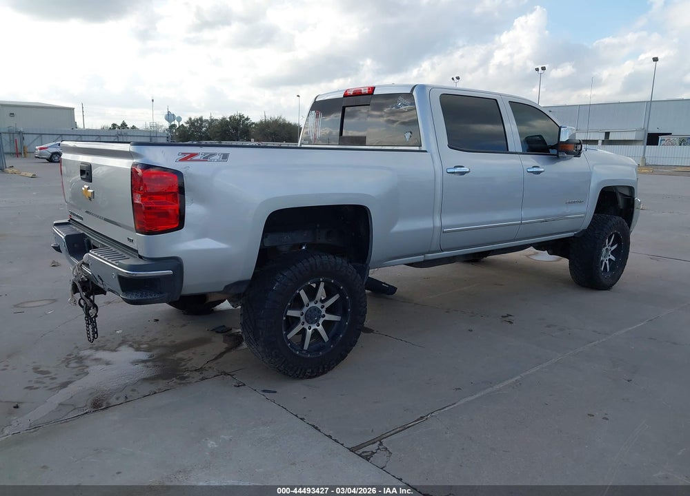 2015 CHEVROLET SILVERADO 2500HD LTZ VIN: 1GC1KWE81FF176254