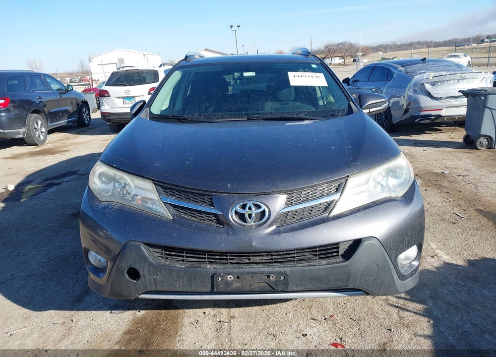 2014 TOYOTA RAV4 XLE VIN: JTMRFREV8EJ012753