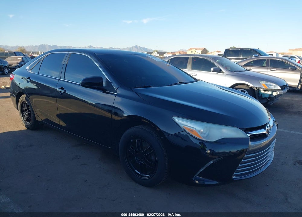 2017 TOYOTA CAMRY LE VIN: 4T1BF1FK2HU275424