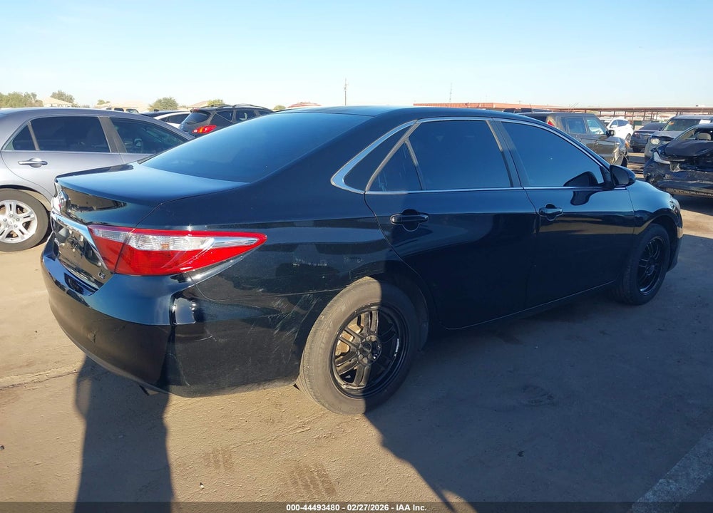 2017 TOYOTA CAMRY LE VIN: 4T1BF1FK2HU275424