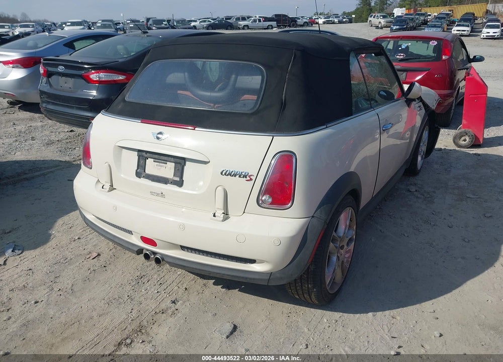 2007 MINI COOPER S VIN: WMWRH33587TL94250
