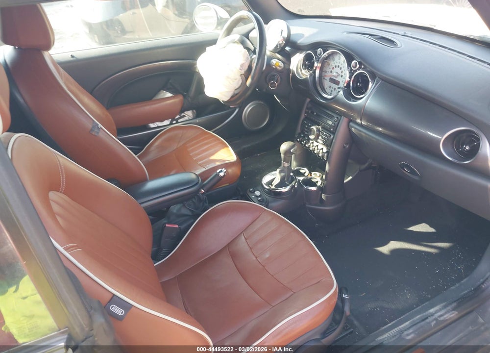 2007 MINI COOPER S VIN: WMWRH33587TL94250